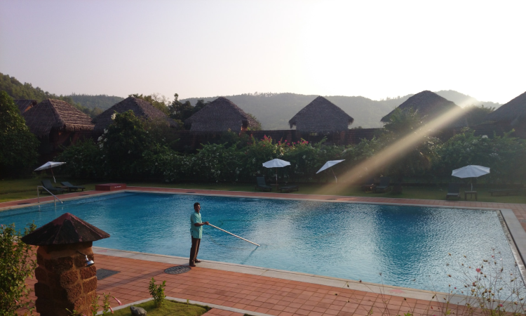 Seasonal Pool Maintenance: A Cave Creek Homeowner’s Guide
